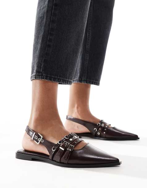 Stradivarius – Bordowe płaskie buty z klamrami i paskiem za piętą - view 1