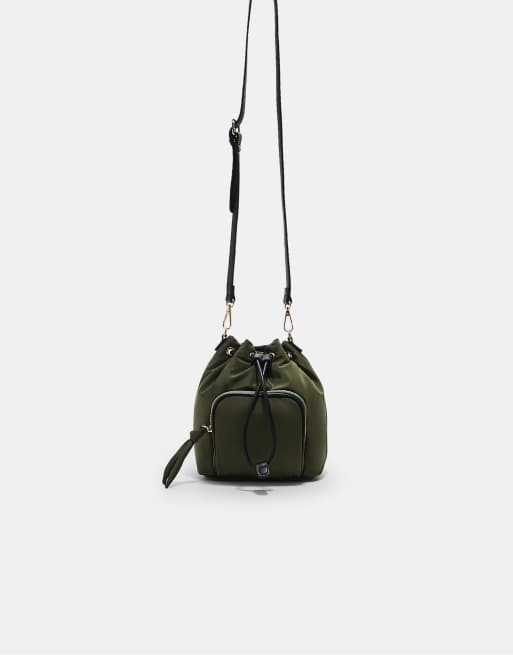 Stradivarius - Borsa a secchiello a tracolla in tessuto color kaki