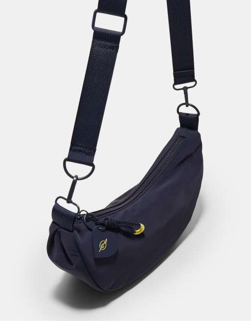 Stradivarius - Borsa a tracolla a mezzaluna in tessuto blu navy, 4 di 4