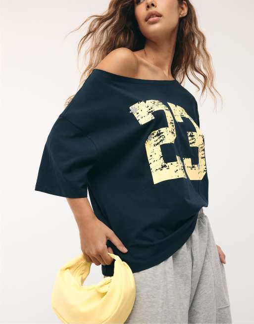 Stradivarius - Borsa a tracolla a mezzaluna in tessuto color lime