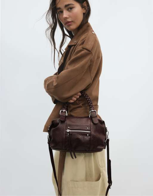 Stradivarius borsa bowling con manico intrecciato marrone, 2 di 4