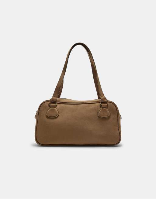 Stradivarius - Borsa bowling in camoscio sintetico color caramello con anelli