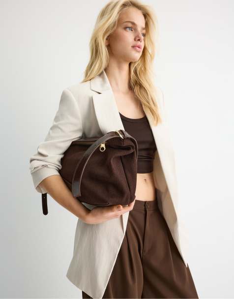 Stradivarius - Borsa da spalla in tela marrone con dettagli a contrasto - view 1