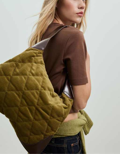 Stradivarius - Borsa da spalla in tessuto a coste color verde oliva a contrasto