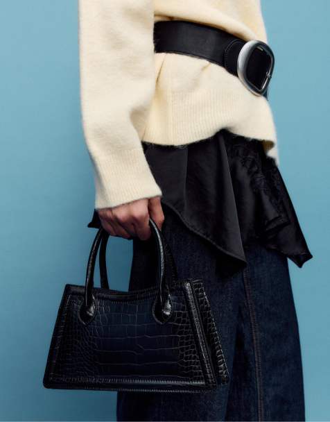 Stradivarius - Borsa da spalla nera a trapezio effetto cocco - view 1