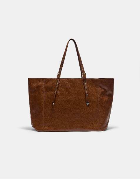 Stradivarius borsa shopper con borchie e manici in cammello scuro - view 1