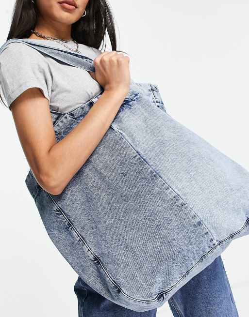 Stradivarius Borsa shopper in denim blu bicolore
