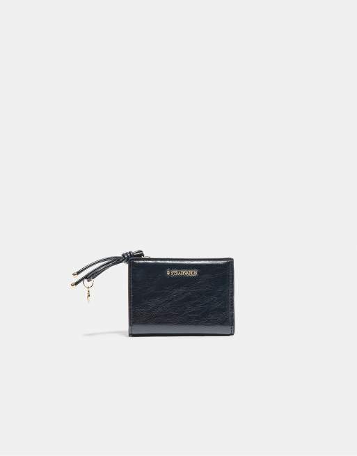 Stradivarius borsetta con dettaglio tiralampo nera