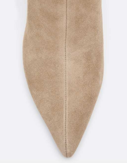 Stradivarius Bottines à talon kitten couleur taupe, 4 de 5