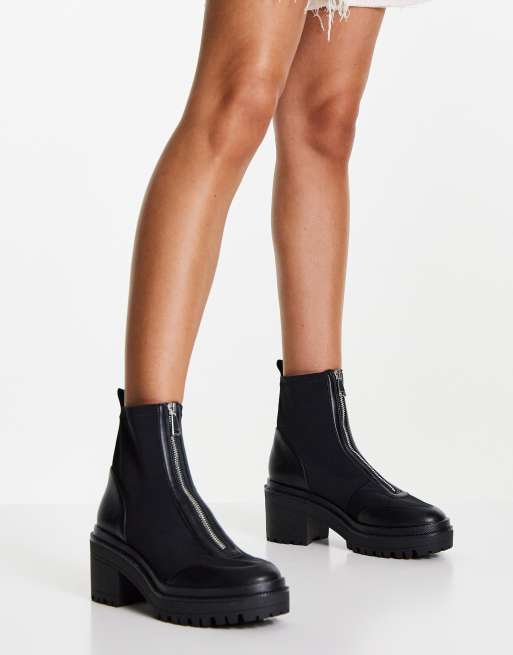 Stradivarius Bottines Chelsea chunky a talon avec semelle contrastante et fermeture eclair sur le devant Noir