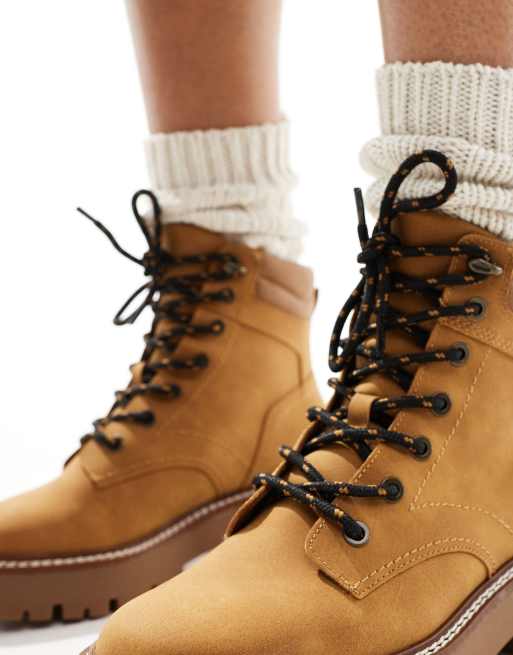 Stradivarius Bottines plates chunky en imitation daim Marron