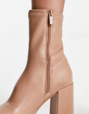 bottines camel stradivarius