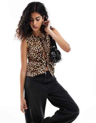 bow front tank top in leopard-Multi