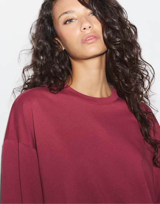 Stradivarius boxy langærmet T-shirt i mørkerød, 2 af 6