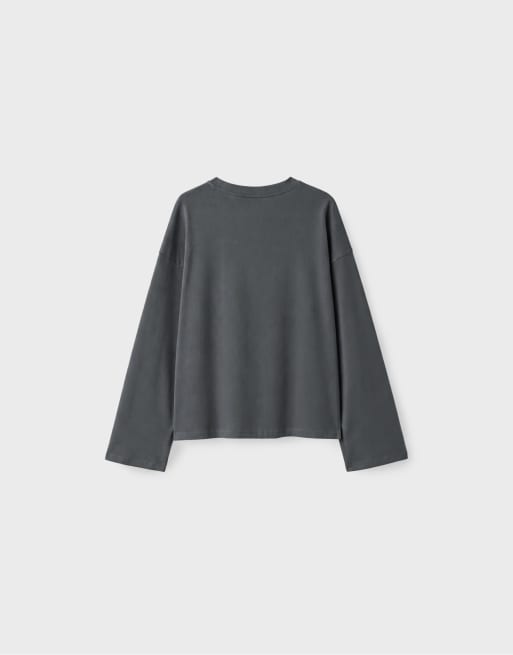 Stradivarius boxy T-shirt met lange mouwen in donkergrijs, 7 van 7