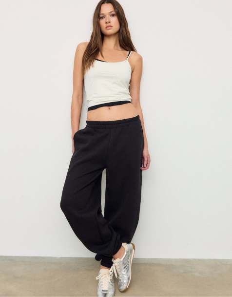 Stradivarius Boyfriend jogger trousers in black