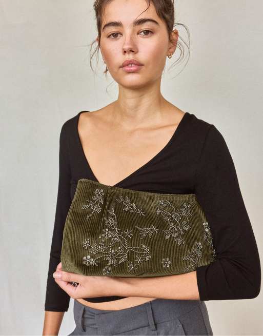 Stradivarius broderad kuvertväska i khaki, 3 av 4