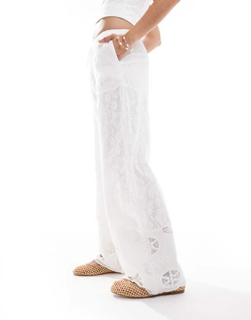 Stradivarius - Broek met broderie en uitsnijdingen in wit, 4 van 5