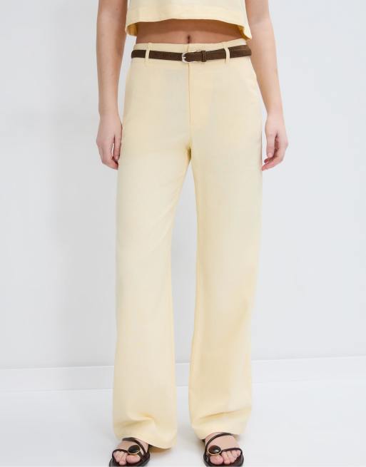 Stradivarius - Co-ord set van linnenmix met racerback in geel, 3 van 3