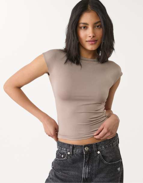 Stradivarius - Bronzefarvet T-shirt med åben ryg - view 1