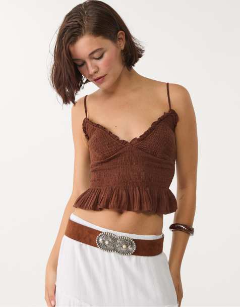 Stradivarius - Brun figursyet top med flæser - view 1