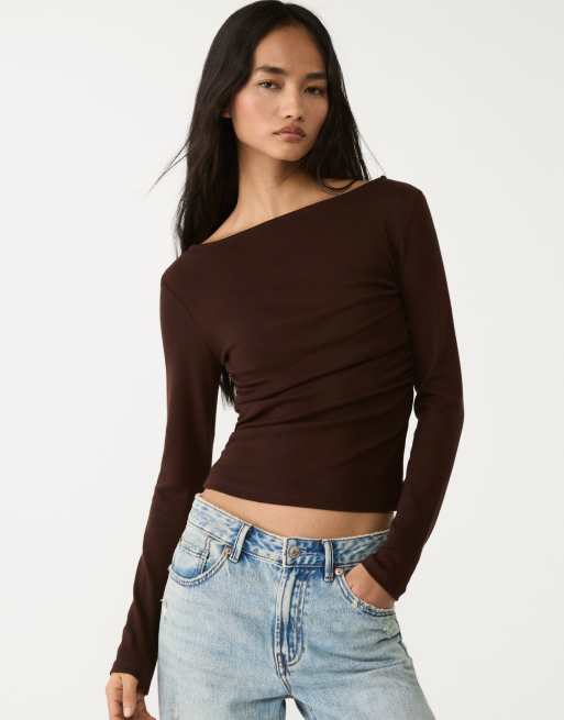 Stradivarius - Brun T-shirt med lange ærmer og samlet detalje