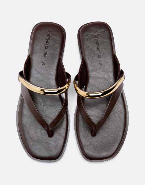 Stradivarius – Bruna, platta sandaler med metalldetalj och tårem - view 1