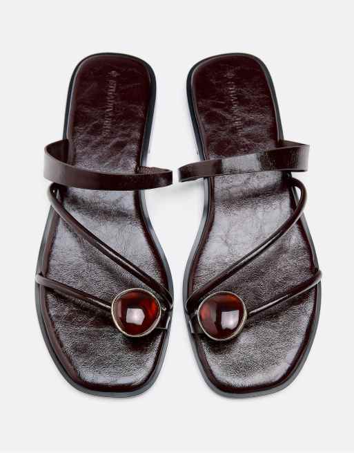 Stradivarius - Brune flade sandaler med stendetaljer, 2 af 4