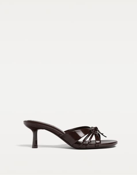 Stradivarius - Brune sandaler med hæl - view 1