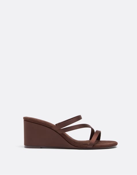 Stradivarius - Brune sandaler med kilehæl i plateaustil - view 1