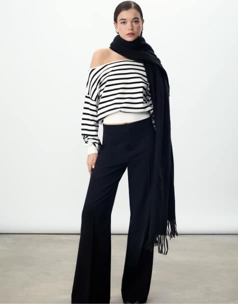 Stradivarius Brushed thread scarf in black - view 1