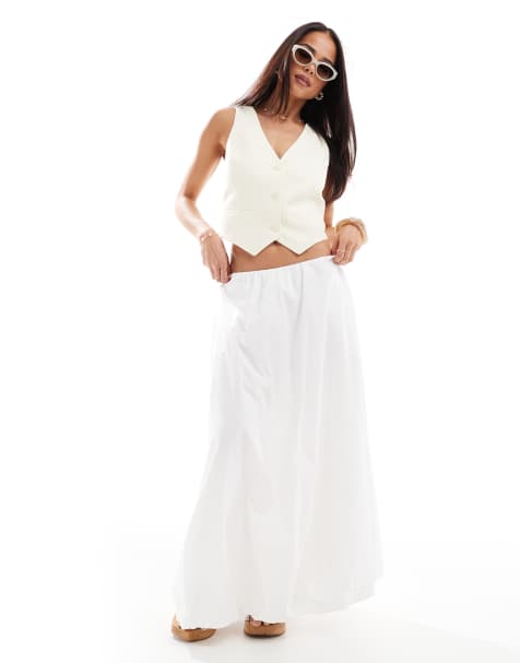Stradivarius bubble hem midi skirt in white - view 1