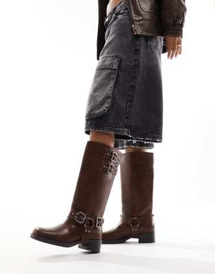 Stradivarius Stradivarius buckle detail biker boot in washed brown