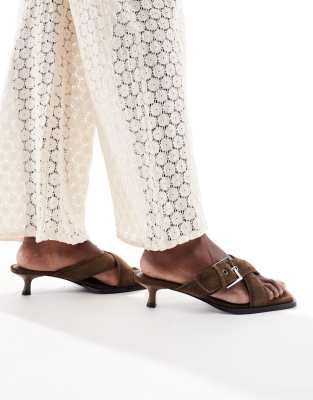 Stradivarius Buckle Detail Leather Heeled Thong Sandal In Brown