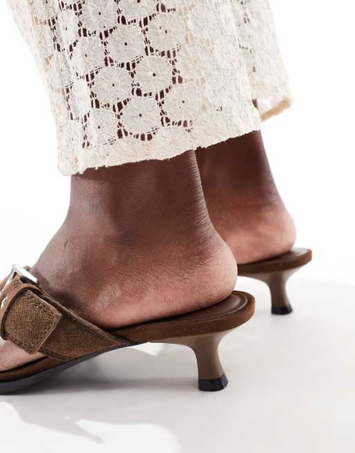Stradivarius buckle detail leather heeled thong sandal in brown