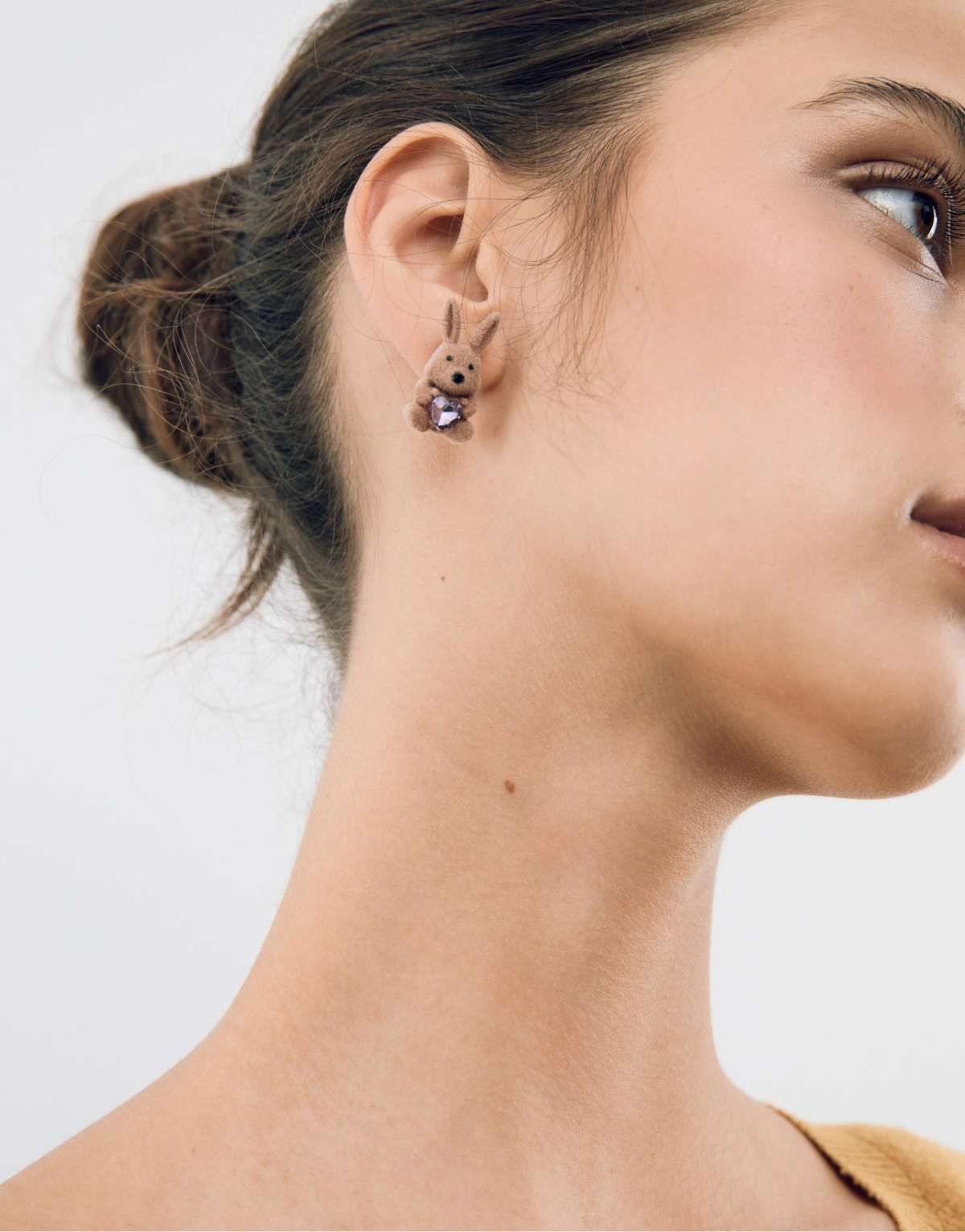 Stradivarius Bunny earrings in brown