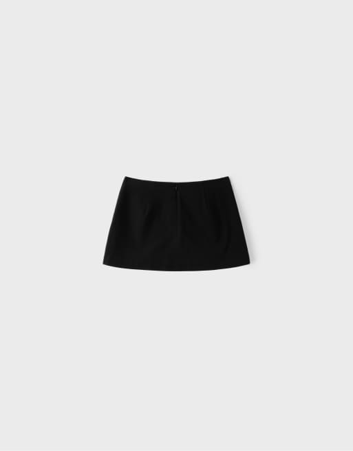Stradivarius Button-detail smart mini skirt in black, 7 of 7
