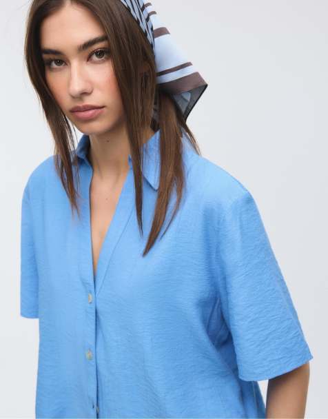 Stradivarius Button-up flowing shirt in blue - view 1