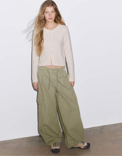 Stradivarius Button-up knit cardigan in ecru - view 1