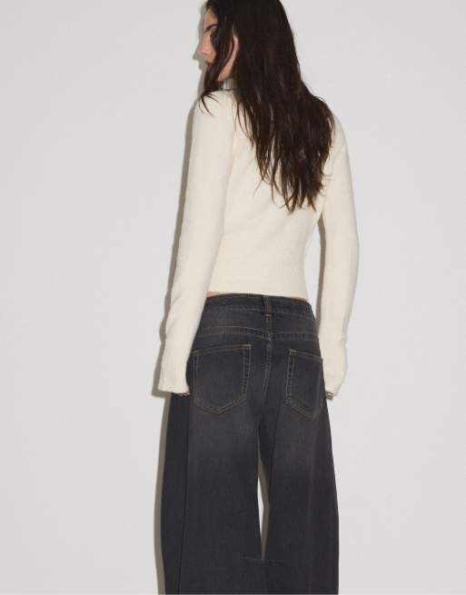 Stradivarius Button-up wrap knit cardigan in ecru, 3 of 7