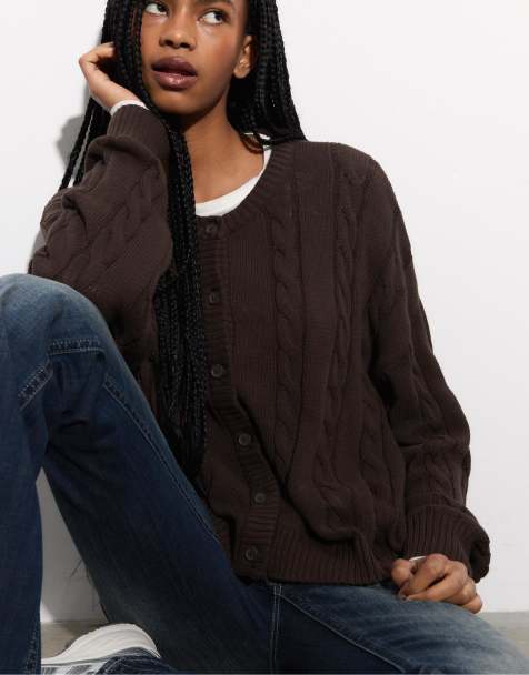 Stradivarius Buttoned cable-knit cardigan in brown