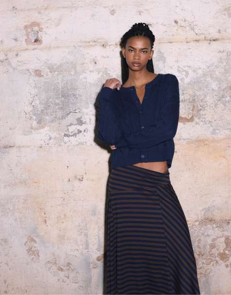 Stradivarius Buttoned cable-knit cardigan in navy blue