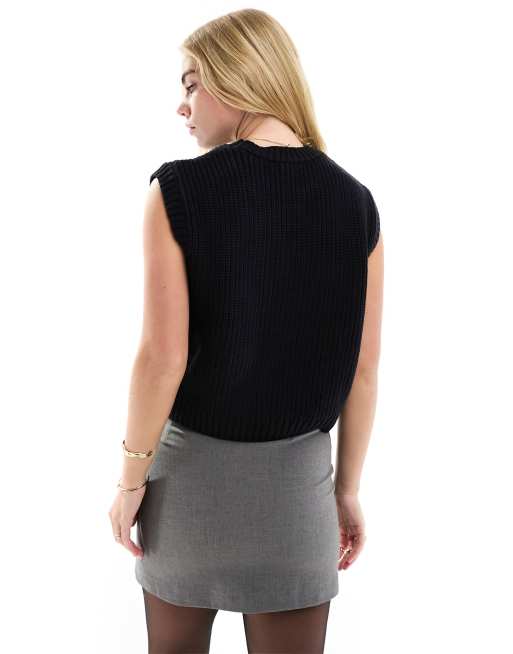 Stradivarius cable knit sleeveless sweater in navy