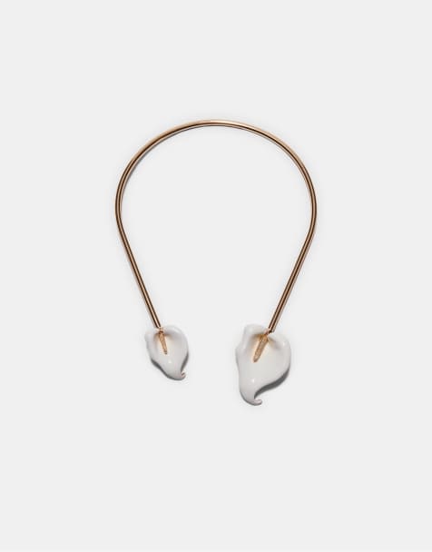 Stradivarius – Calla – Naturvitt choker-halsband med liljor - view 1