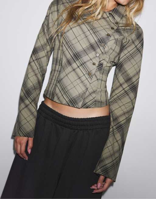 Stradivarius camicia a quadri avvolgente con bottoni color kaki, 4 di 7