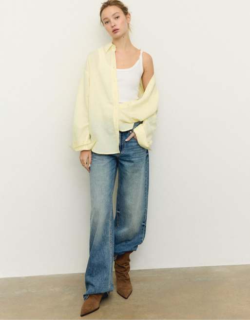 Stradivarius - Camicia fluida in misto lino color oro