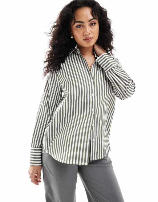 Stradivarius - Camicia kaki a righe in popeline