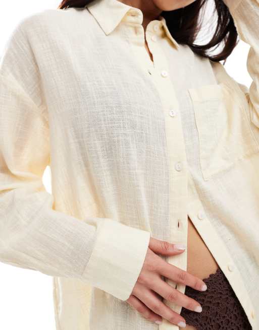 Stradivarius Camicia vestibilità comoda in tessuto stropicciato