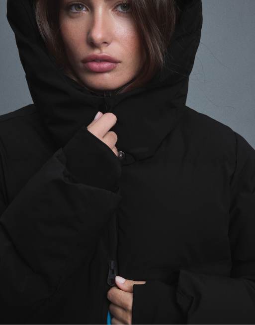 Stradivarius cappotto imbottito con cintura nero, 4 di 7