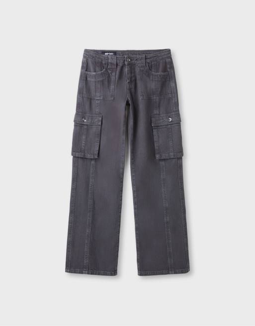 Stradivarius cargobroek met lage taille in donkergrijs, 6 van 7